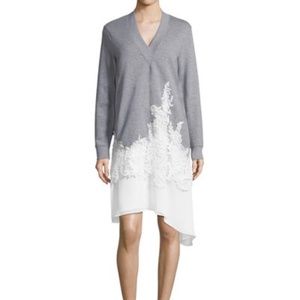 BCBG MAXAZRIA Beautiful LACE-TRIM V-NECK SWEATER DRESS IN HEATHER GREY Sz XXS